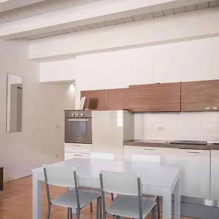 B-suite Pesaro, Mare & Stile بيزارو