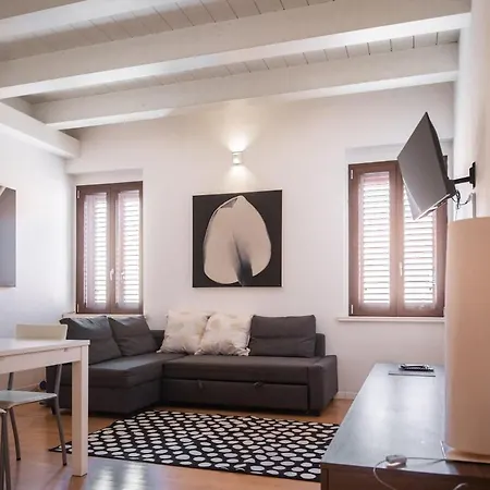 Apartment B-suite Pesaro, Mare & Stile *