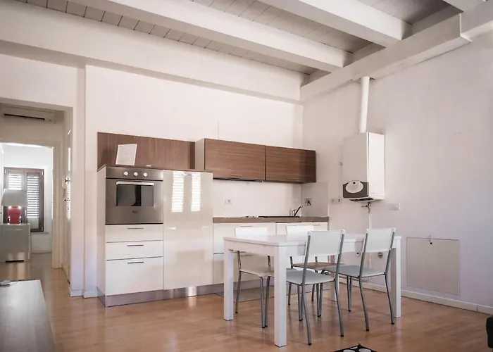 B-suite Pesaro, Mare & Stile *