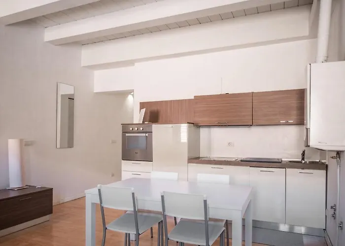 B-suite Pesaro, Mare & Stile بيزارو